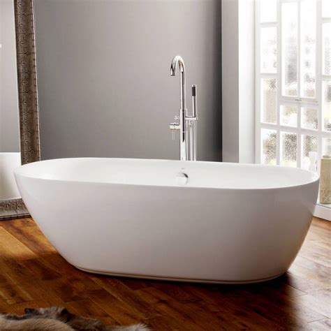 estilo 1650 freestanding bathtub.